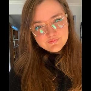 Meet your Posher, Taylor